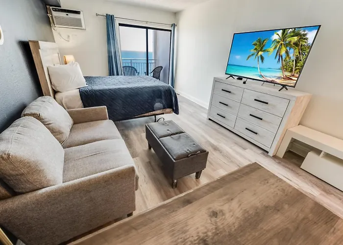Oceanfront Sea Mist Home With Beautiful Views